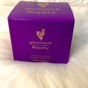 COPY - Younique detoxifying mask